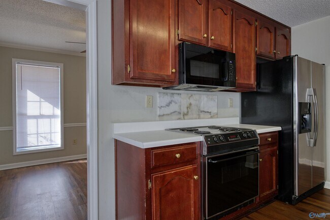 Building Photo - 110 Wildweed Ct