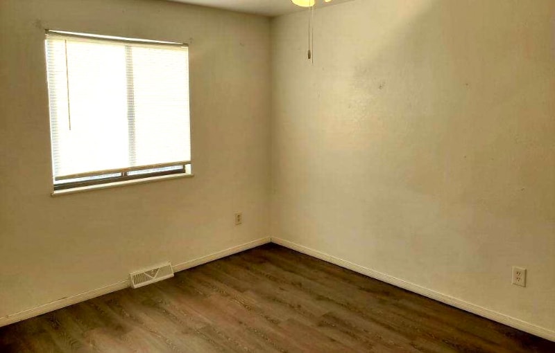 Primary Photo - 2124 27th Ave Ct