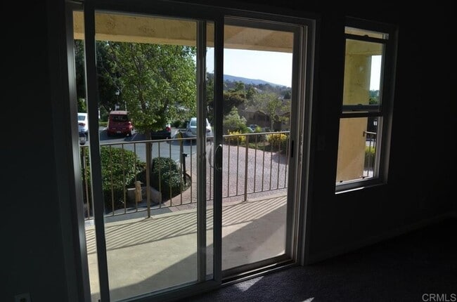 Building Photo - Spacious 3 bd/2ba 2 story Condo In San Marcos