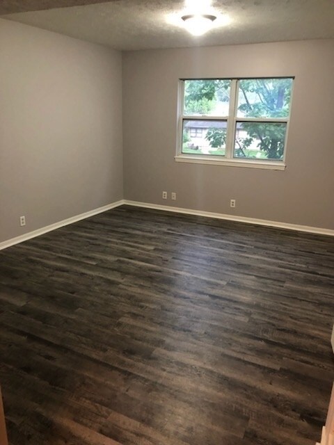 Building Photo - 4460 Redman Ave