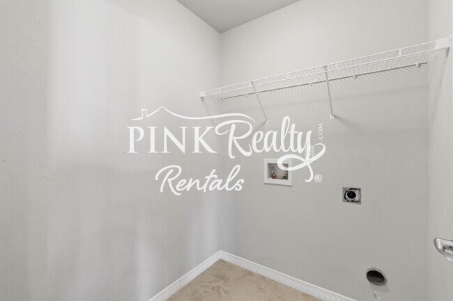 Building Photo - 10970 Rowley Dr