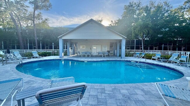 Building Photo - 9479 Tara Cay Ct