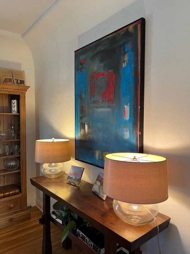 Building Photo - 9639 Farragut Dr