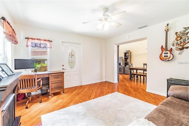 Building Photo - 5318 Las Flores Via