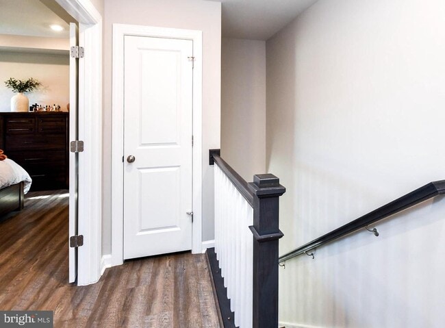 Building Photo - 5692 Stephanie Tessa Way