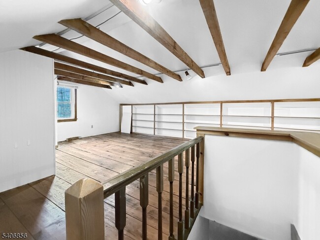 Building Photo - 416 Front St