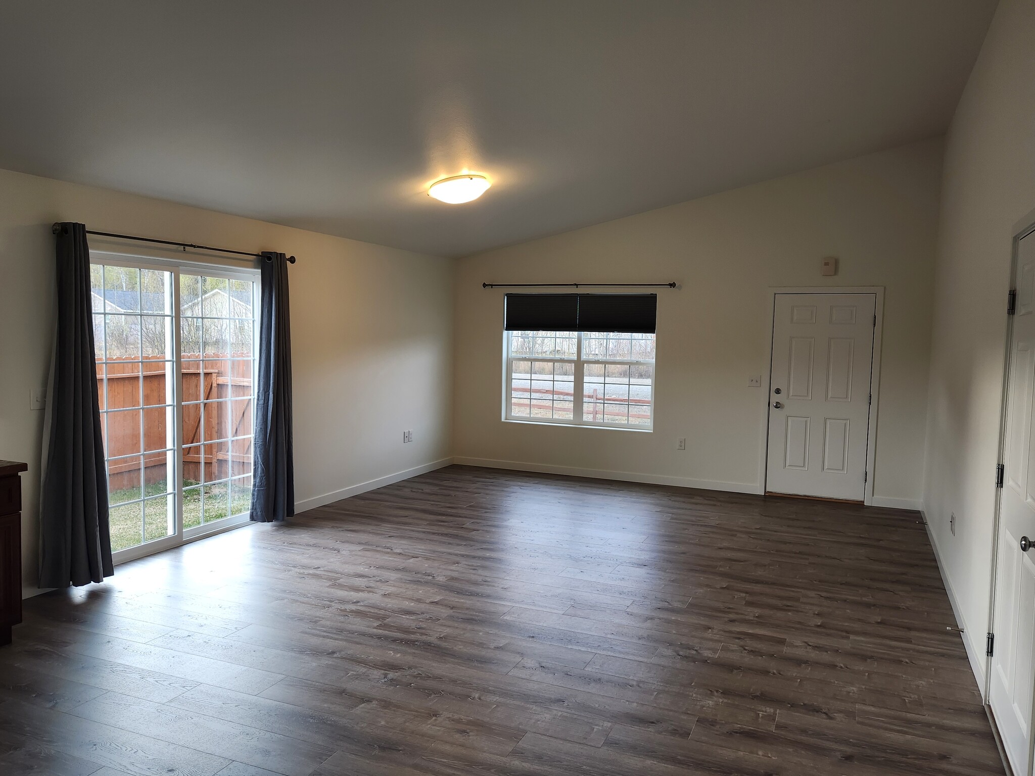 Building Photo - 4036 W Marble Way