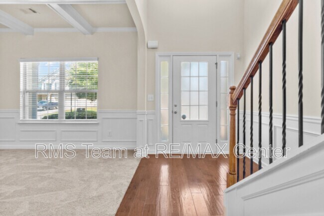 Building Photo - 3379 Gardenside Walk SW