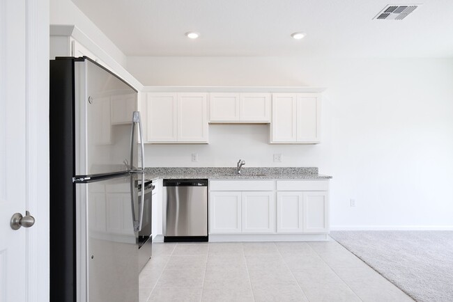 Building Photo - Brand New 3/2.5 Modern Townhome with 1 Car...