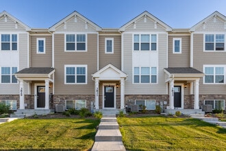 Building Photo - 3831 Currant Ln