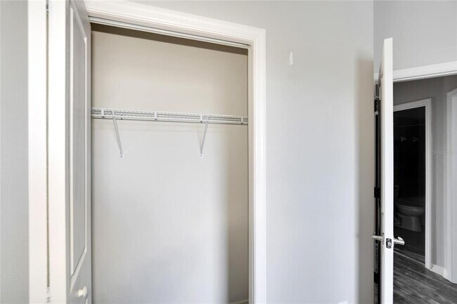 Building Photo - 7322 S Trask St