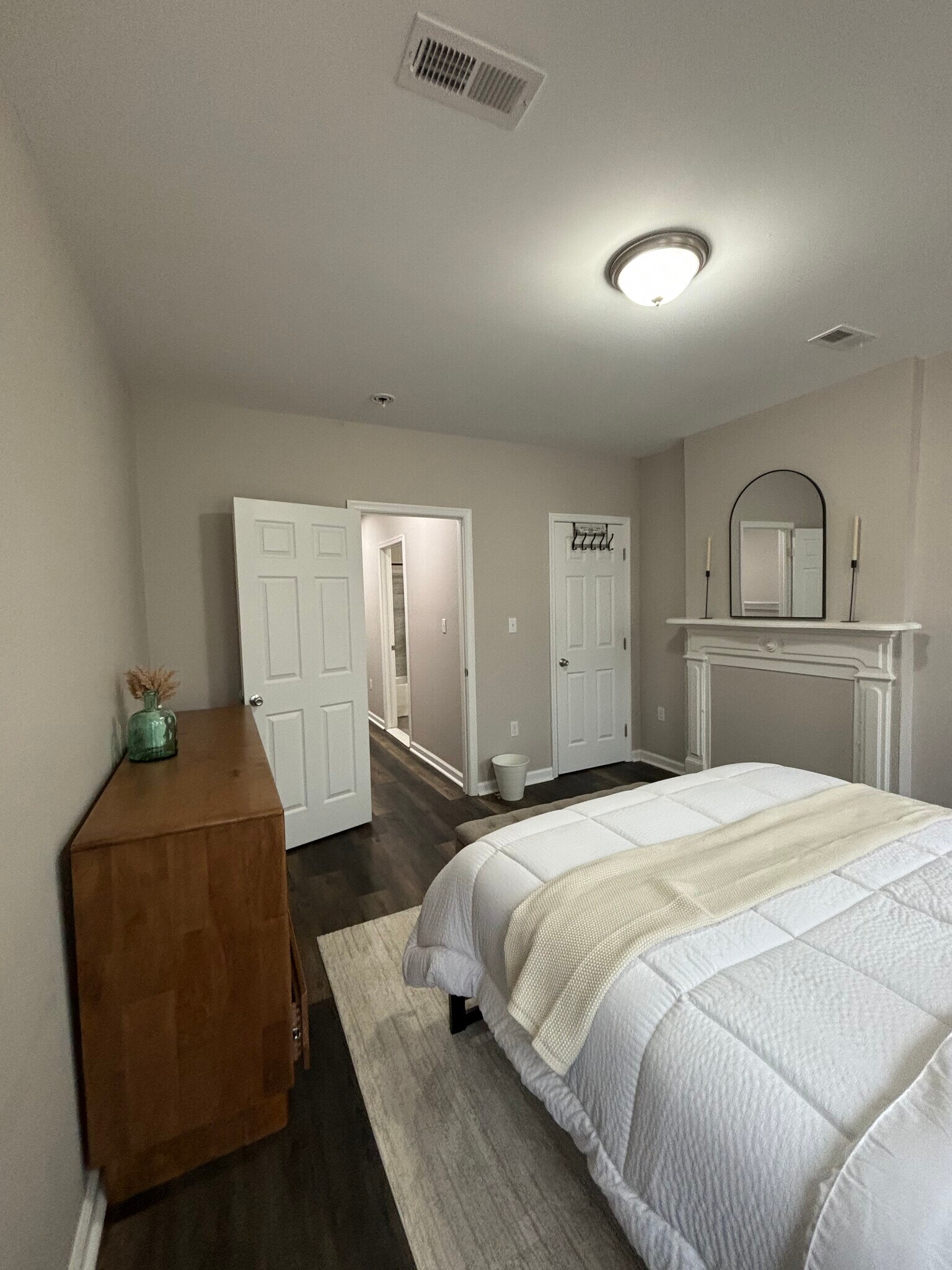 Building Photo - 1151 Myrtle Ave