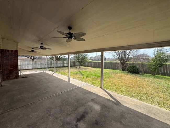 Building Photo - 17703 Towne Bridge Dr