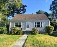 Building Photo - 458 Meadowside Rd