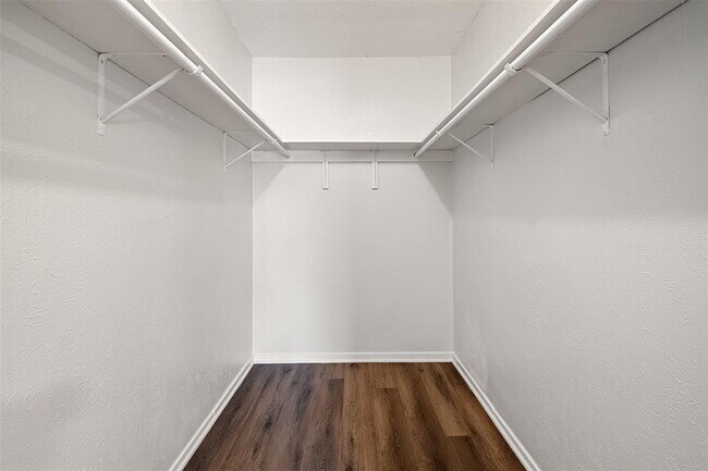 Building Photo - 7801 Shoal Creek Blvd