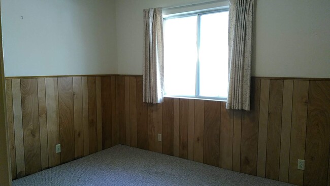 Building Photo - 1256 Luning St