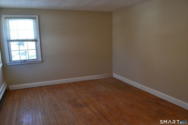 Building Photo - 108 Schultz Rd