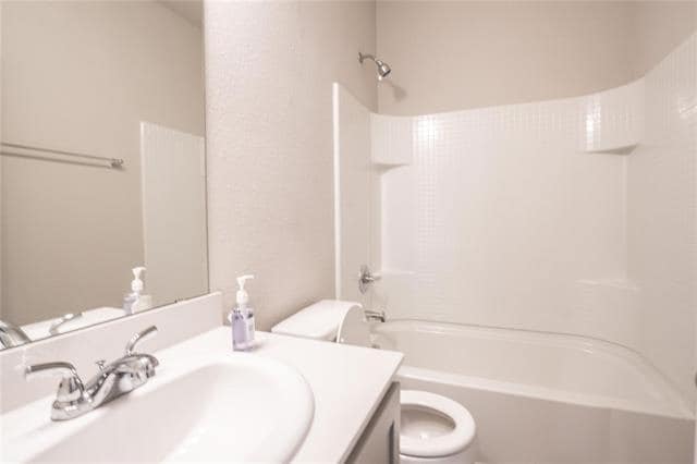 Building Photo - 951 Hurstwood Dr