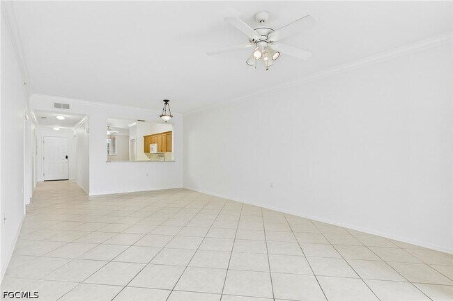 Building Photo - 8251 Pathfinder Loop