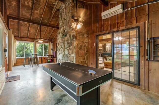 Building Photo - 3626 Pittman Center Rd