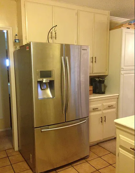 Refrigerator - 508 E Grove Ave