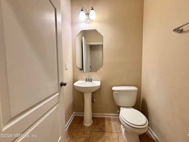 Building Photo - 850 Quiet Stone Ln