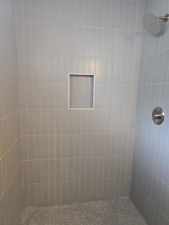 Building Photo - 15703 Spring Forest Dr