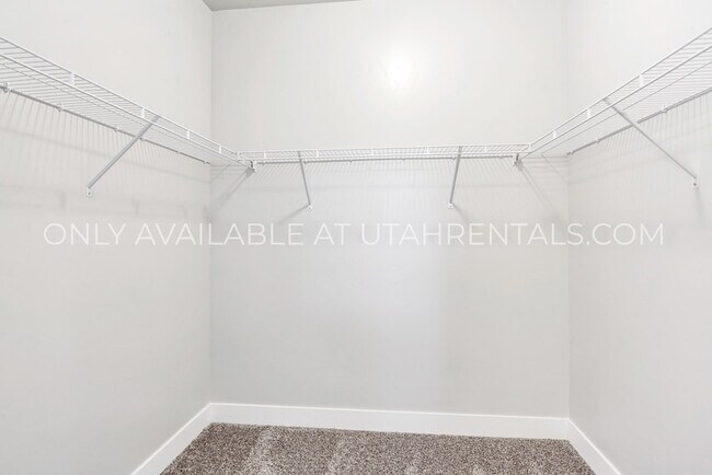 Building Photo - 14484 S Ronan Ln