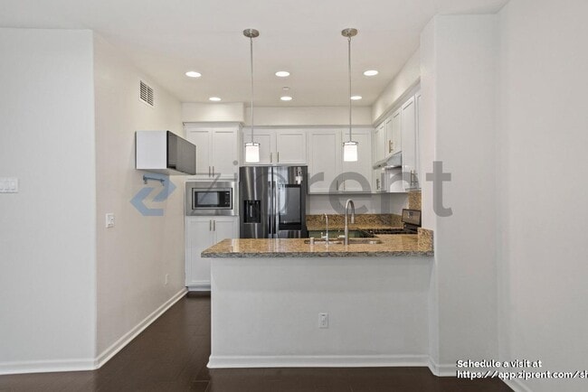 Building Photo - 1457 Coyote Creek Way