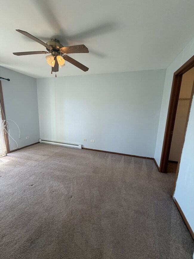 Building Photo - 4312 W Shamrock Ln