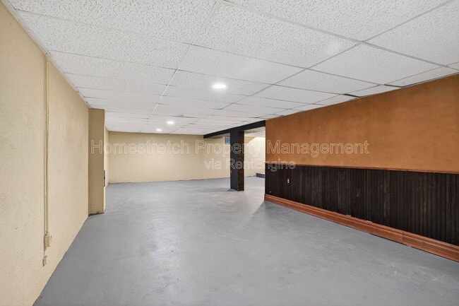 Building Photo - 2403 Gardner Dr