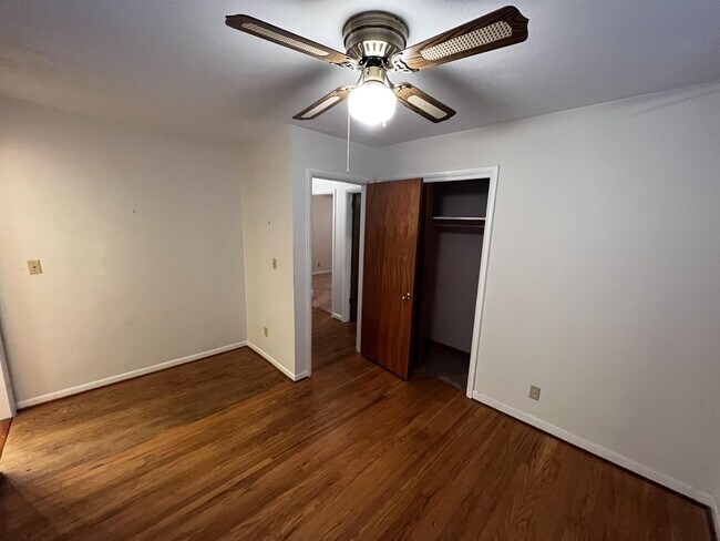 Building Photo - 4214 Blossomwood Dr