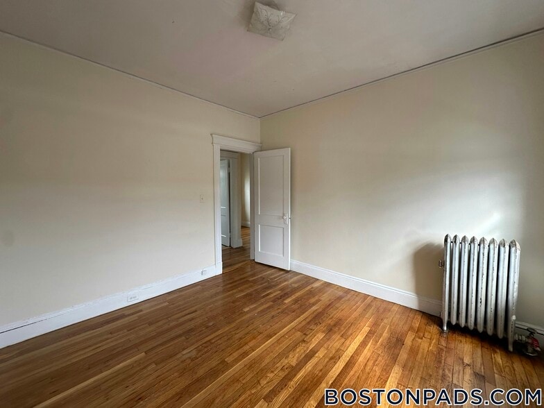 Building Photo - 1144 Commonwealth Ave