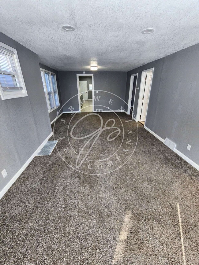 Building Photo - Basically, Brand New! Open Layout 1-Story ...
