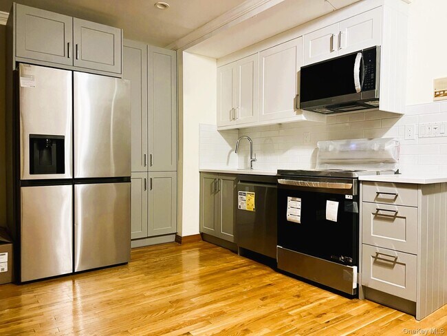 Building Photo - 50-44 44th St