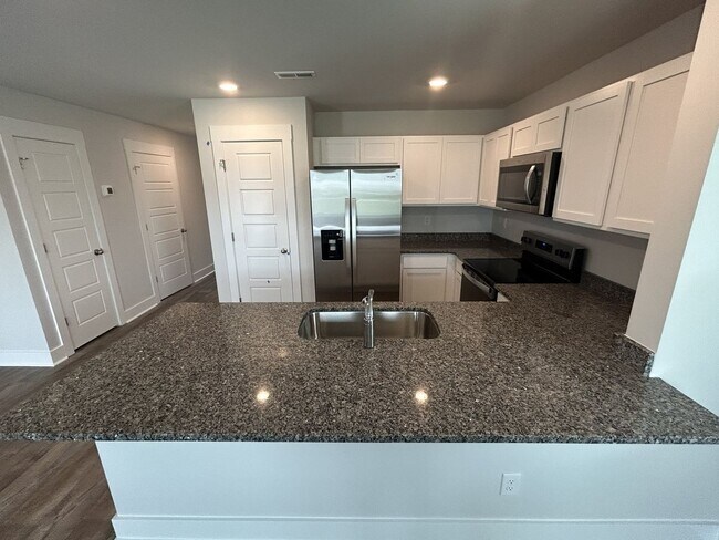 Building Photo - 5784 Harebell Rd