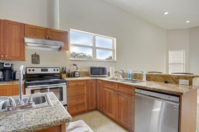 Building Photo - 14094 43rd Rd N