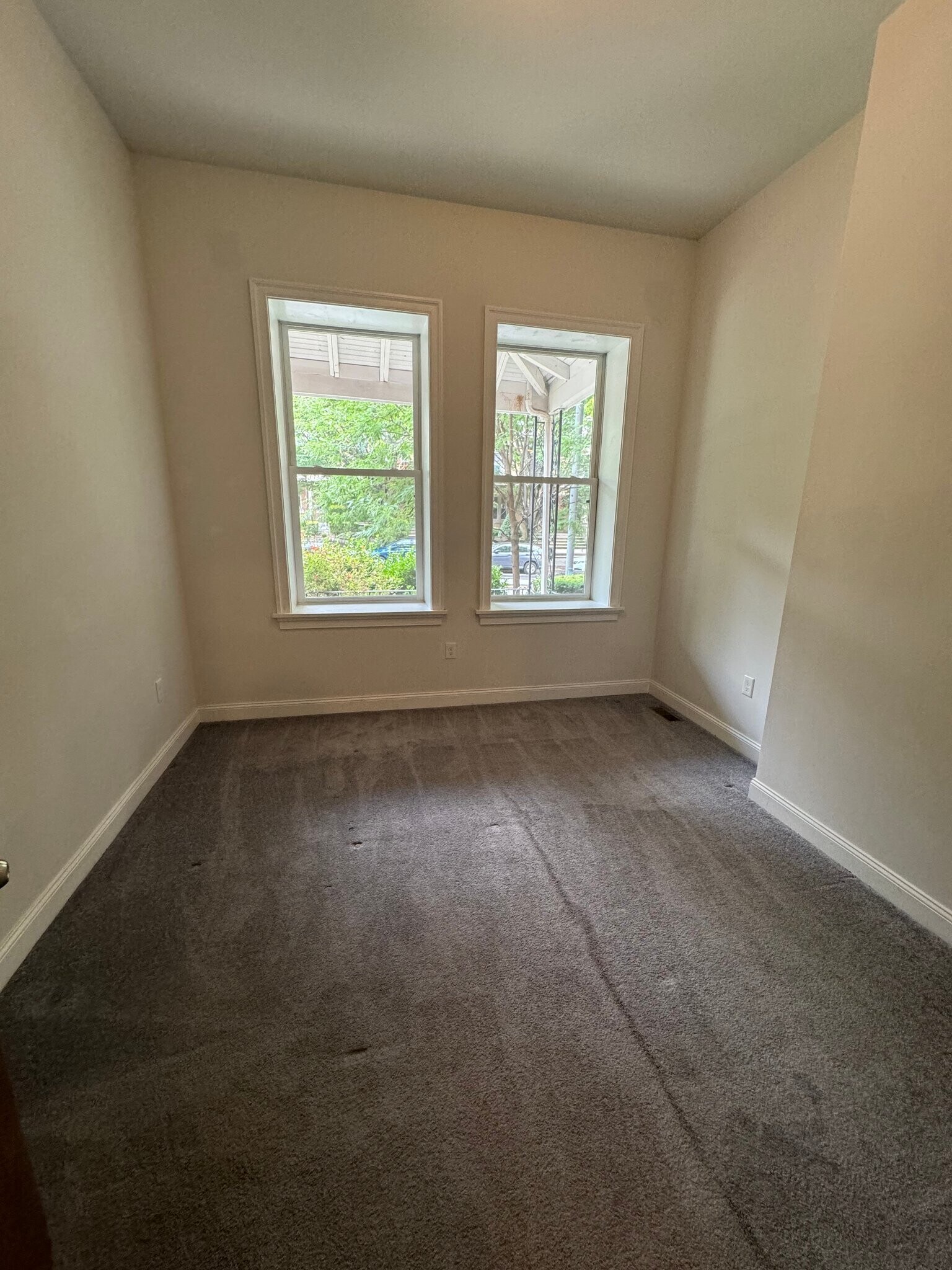 Building Photo - 4049 Spruce St