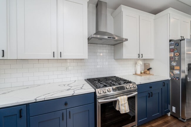 Building Photo - 4-Bedroom, 3-Bathroom with Garage - Canton...