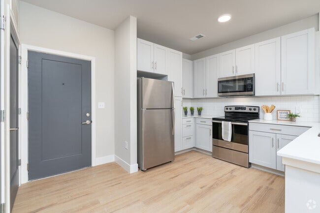 Interior Photo - Hearthstone at Autumn Hollow