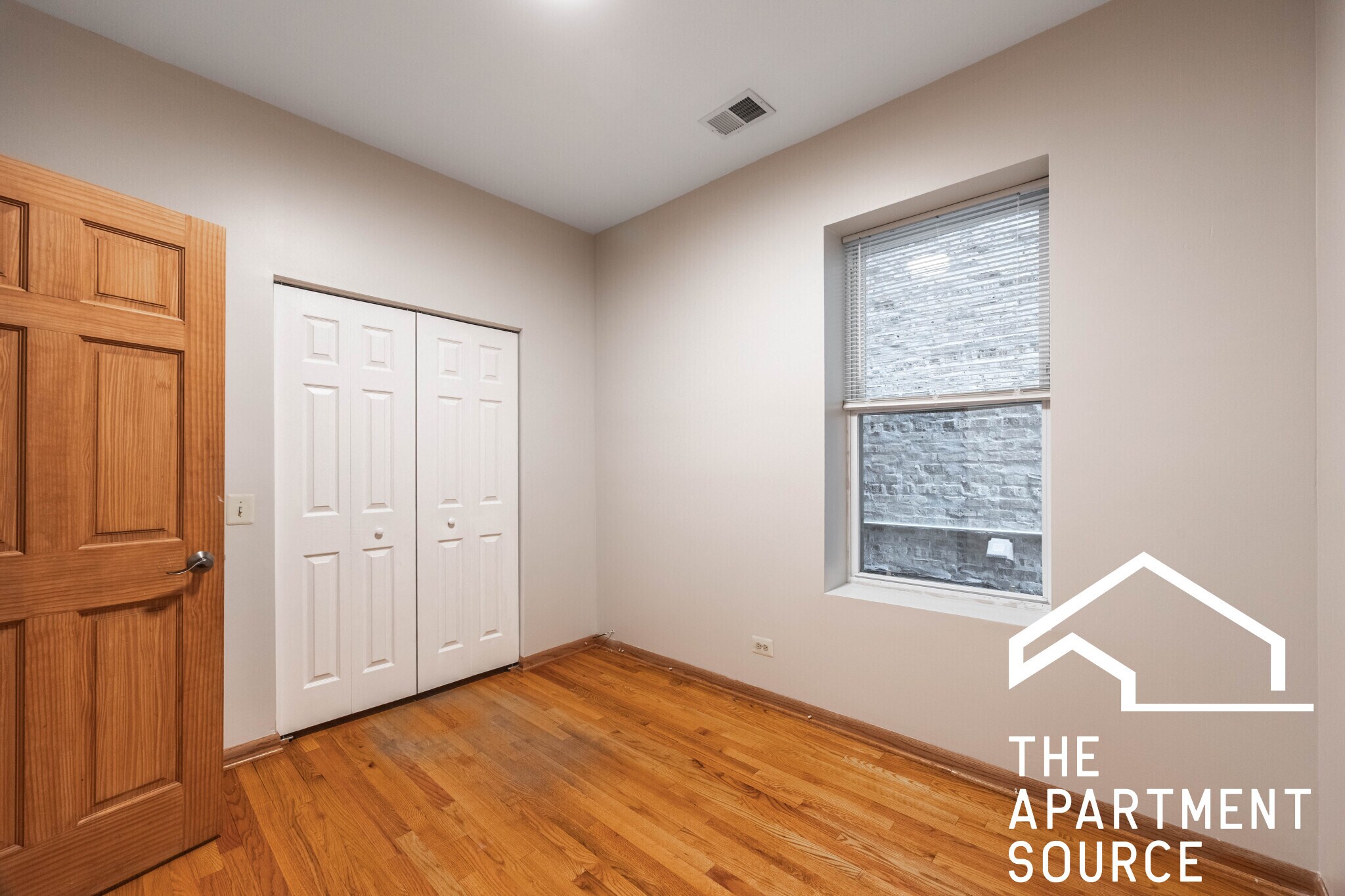 Building Photo - 1010 N Kedzie Ave