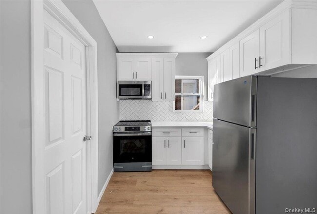 Building Photo - 216 Pugsley Ave