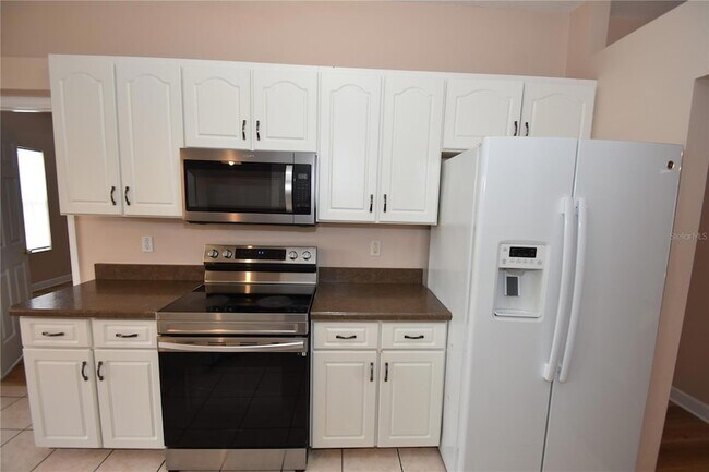 Building Photo - 33 Westridge Ln