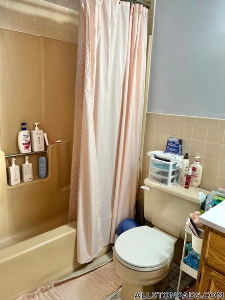 Building Photo - 80 Gardner St