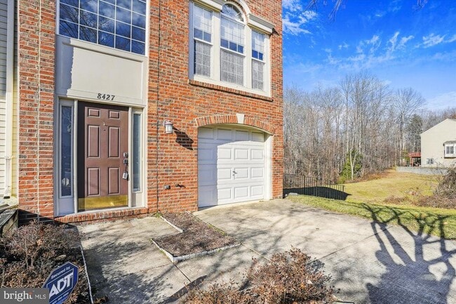 Building Photo - 8427 Carmela Cir