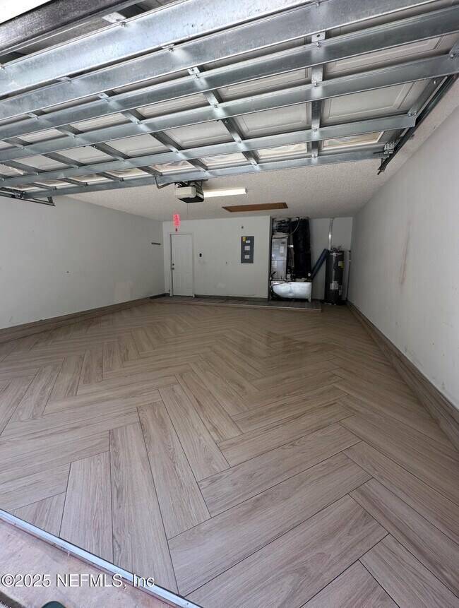 Building Photo - 4716 E Catbrier Ct