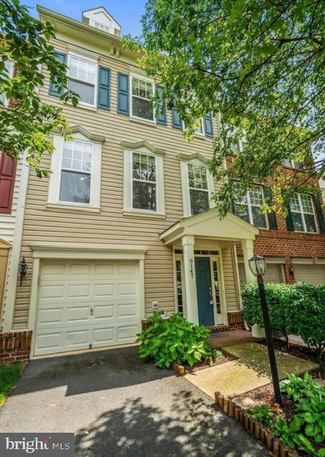Building Photo - 9147 Cascade Falls Dr