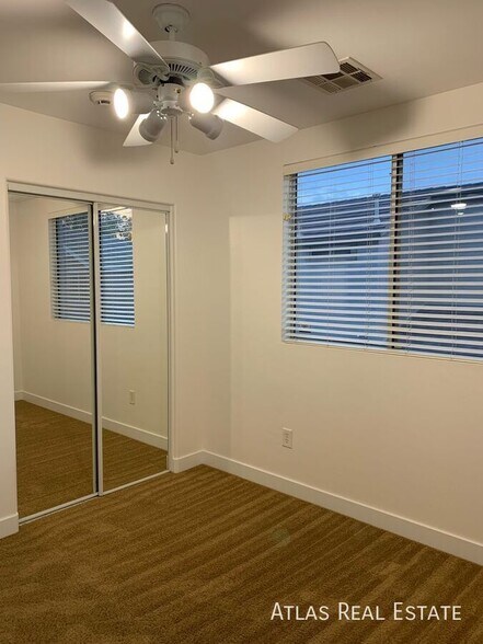 Building Photo - 4125 E Baylor Ln