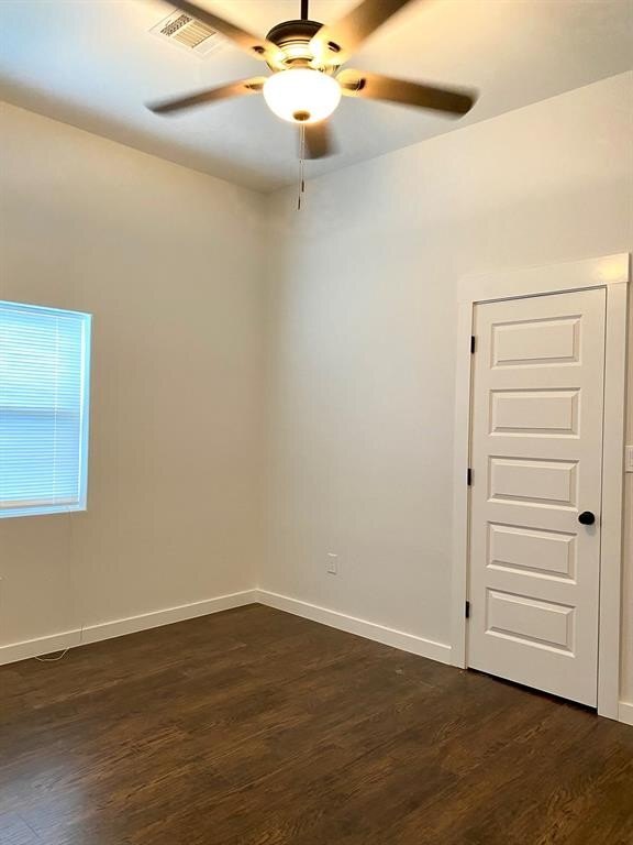 Building Photo - 12042 Carlsbad St