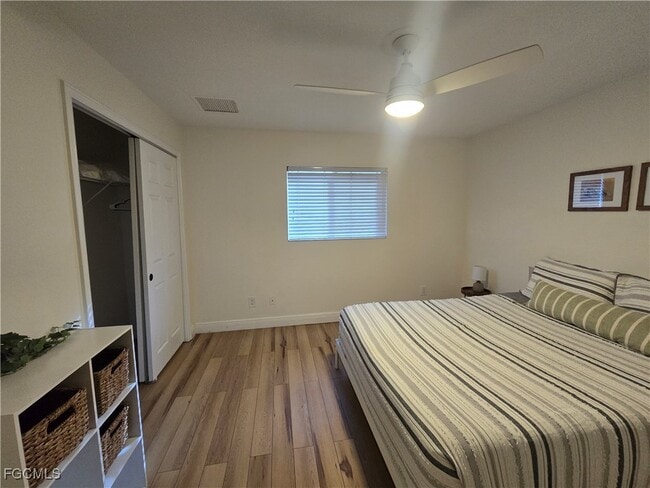 Building Photo - 2309 SW 27th St